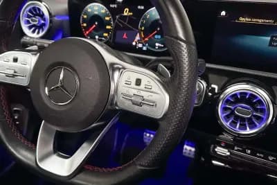 Vendo Mercedes-Benz CLA 250 2022 - 32950 EUR, 38283 km - AUTO.MOTO.pt