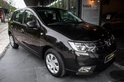 Vendo Dacia Sandero 2018 - 8350 EUR, 91565 km - AUTO.MOTO.pt