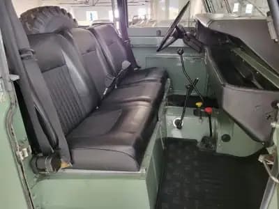 Vendo Land Rover Serie III 1973 - 35000 EUR, 87484 km - AUTO.MOTO.pt