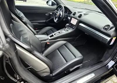 Vendo Porsche 718 Boxster 2016 - 64999 EUR, 26000 km - AUTO.MOTO.pt