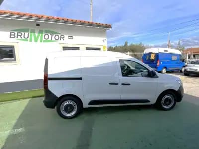 Sell Renault Kangoo 2021 - 13990 EUR, 106387 km - AUTO.MOTO.pt
