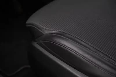 Vendo Mercedes-Benz C 200 2023 - 34900 EUR, 117000 km - AUTO.MOTO.pt