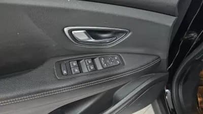 Sell Renault Grand Scénic 2020 - 15000 EUR, 172764 km - AUTO.MOTO.pt