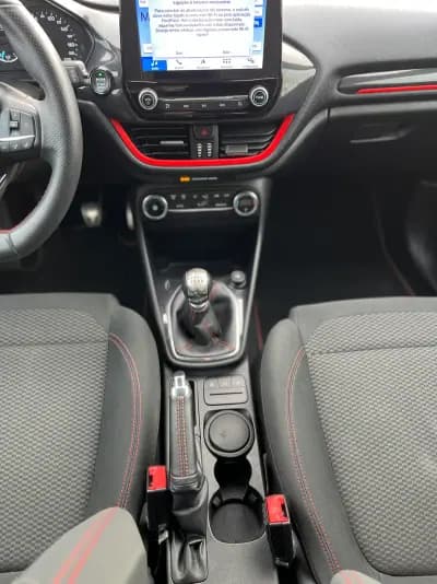 Vendo Ford Fiesta 2018 - 15800 EUR, 33218 km - AUTO.MOTO.pt