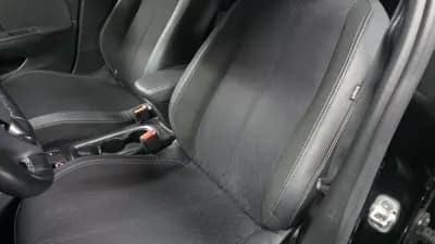 Vendo Opel Corsa-e 2022 - 17990 EUR, 42000 km - AUTO.MOTO.pt