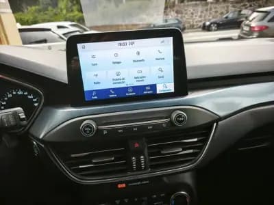 Vendo Ford Focus 2020 - 19900 EUR, 120000 km - AUTO.MOTO.pt