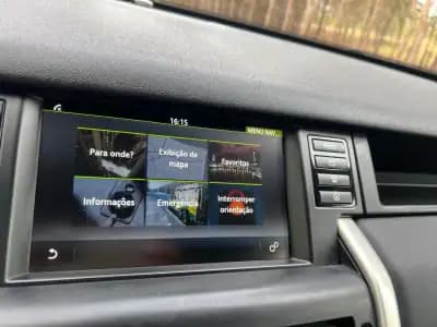 Sell Land Rover Discovery Sport 2016 - 18000 EUR, 179031 km - AUTO.MOTO.pt