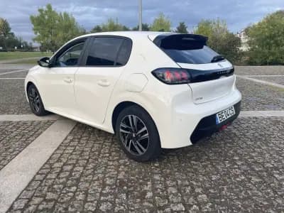 Sell Peugeot 208 2023 - 15500 EUR, 53000 km - AUTO.MOTO.pt