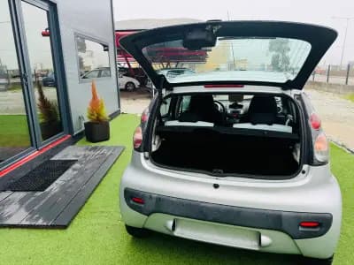 Sell Citroën C1 2012 - 6900 EUR, 90000 km - AUTO.MOTO.pt