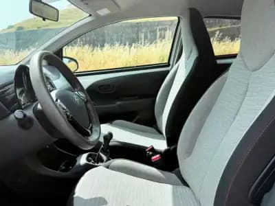 Vendo Citroën C1 2018 - 8990 EUR, 98000 km - AUTO.MOTO.pt