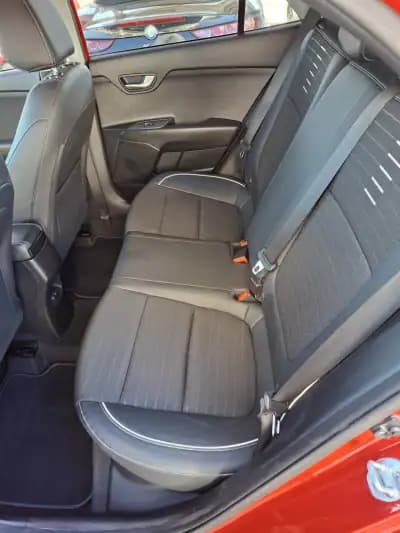 Sell Kia Rio 2021 - 15500 EUR, 70500 km - AUTO.MOTO.pt