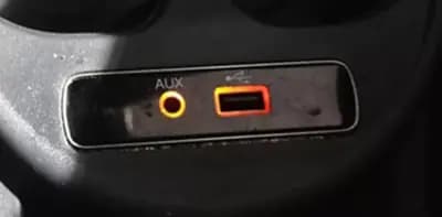 Vendo Fiat 500 2017 - 8490 EUR, 124000 km - AUTO.MOTO.pt