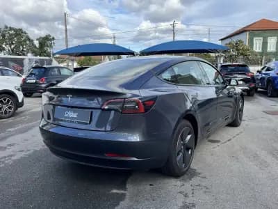 Vendo Tesla Model 3 2023 - 31950 EUR, 63000 km - AUTO.MOTO.pt