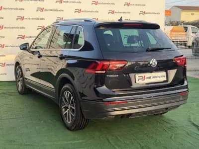 Sell Volkswagen Tiguan 2018 - 19990 EUR, 167400 km - AUTO.MOTO.pt