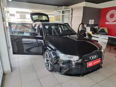 Vendo Audi RS4 Avant 2013 - 45900 EUR, 113000 km - AUTO.MOTO.pt