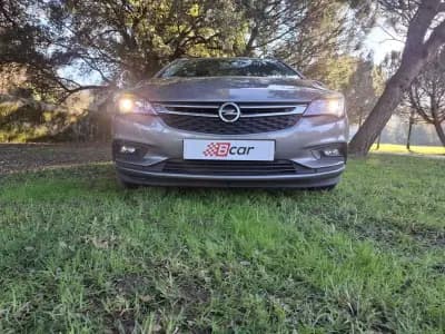 Sell Opel Astra Sports Tourer 2017 - 8900 EUR, 231400 km - AUTO.MOTO.pt