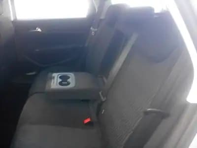 Vendo Peugeot 308 2015 - 11500 EUR, 139000 km - AUTO.MOTO.pt