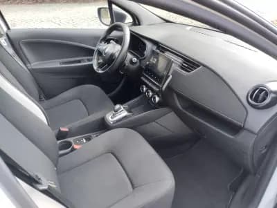 Vendo Renault Zoe 2020 - 12950 EUR, 110000 km - AUTO.MOTO.pt