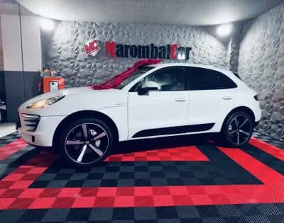 Sell Porsche Macan 2014 - 42990 EUR, 205232 km - AUTO.MOTO.pt