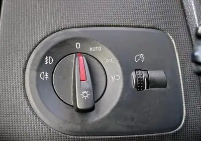 Vendo SEAT Ibiza 2015 - 9990 EUR, 128257 km - AUTO.MOTO.pt