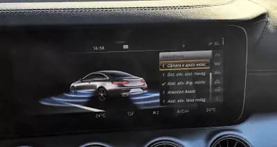 Vendo Mercedes-Benz E 220 2017 - 34999 EUR, 180000 km - AUTO.MOTO.pt