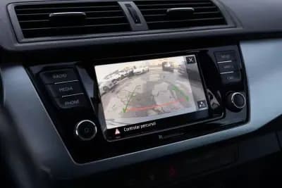 Sell Skoda Fabia 2021 - 10999 EUR, 134000 km - AUTO.MOTO.pt