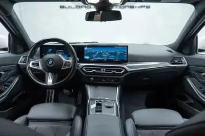 Vendo BMW 330 2023 - 43950 EUR, 44000 km - AUTO.MOTO.pt