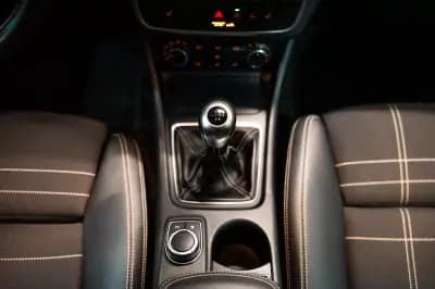 Vendo Mercedes-Benz GLA 180 2017 - 17900 EUR, 228238 km - AUTO.MOTO.pt