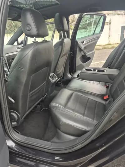 Sell Volkswagen Golf 2016 - 15490 EUR, 211638 km - AUTO.MOTO.pt