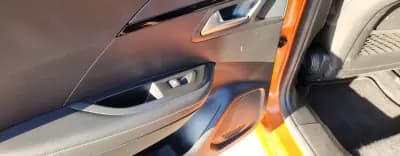 Vendo Peugeot e-2008 2020 - 17450 EUR, 154779 km - AUTO.MOTO.pt