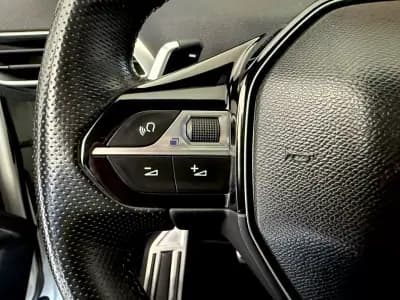 Sell Peugeot 3008 2018 - 20000 EUR, 163500 km - AUTO.MOTO.pt