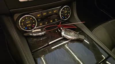 Vendo Mercedes-Benz CLS 250 2012 - 22500 EUR, 197255 km - AUTO.MOTO.pt