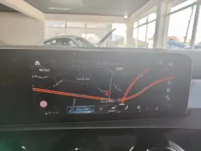 Vendo Mercedes-Benz A 220 Limousine 2020 - 30900 EUR, 30000 km - AUTO.MOTO.pt