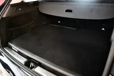 Sell Mercedes-Benz GLC 350 2017 - 39900 EUR, 90000 km - AUTO.MOTO.pt