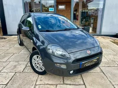 Vendo Fiat Grande Punto 2016 - 8750 EUR, 84929 km - AUTO.MOTO.pt