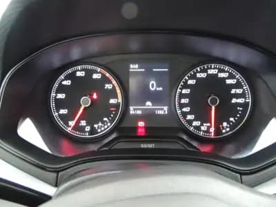 Sell SEAT Arona 2022 - 13950 EUR, 84300 km - AUTO.MOTO.pt