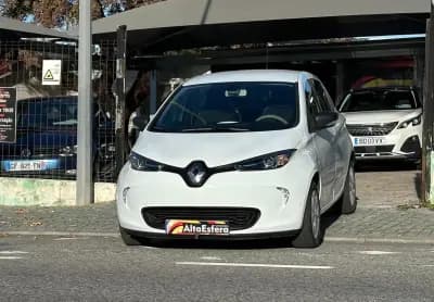 Vendo Renault Zoe 2019 - 16900 EUR, 25417 km - AUTO.MOTO.pt