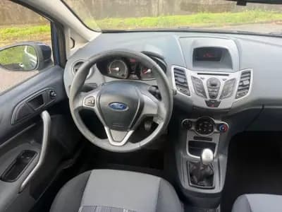Vendo Ford Fiesta 2009 - 5990 EUR, 171000 km - AUTO.MOTO.pt