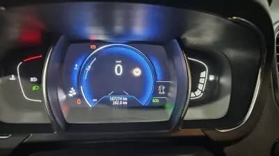 Sell Renault Grand Scénic 2020 - 15000 EUR, 172764 km - AUTO.MOTO.pt