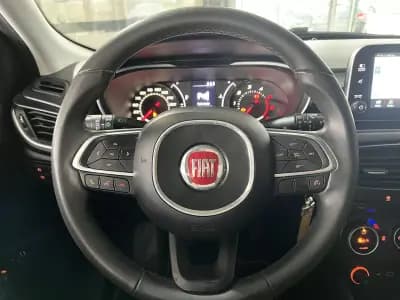 Vendo Fiat Tipo Station Wagon 2018 - 11600 EUR, 84496 km - AUTO.MOTO.pt