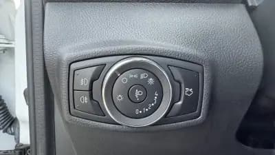 Sell Ford KA 2018 - 11250 EUR, 142000 km - AUTO.MOTO.pt