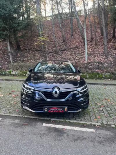 Vendo Renault Mégane Break 2022 - 17500 EUR, 116925 km - AUTO.MOTO.pt