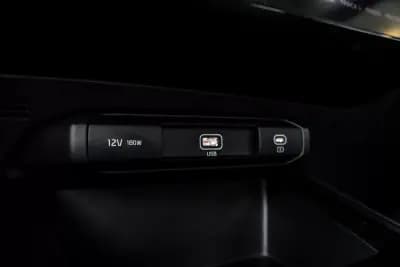 Vendo Kia Niro EV 2023 - 27990 EUR, 42094 km - AUTO.MOTO.pt