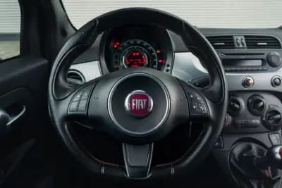 Sell Fiat 500 2015 - 9990 EUR, 127000 km - AUTO.MOTO.pt