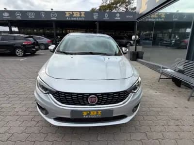 Sell Fiat Tipo Station Wagon 2020 - 14900 EUR, 55800 km - AUTO.MOTO.pt
