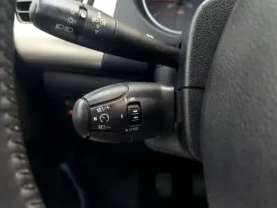 Sell Citroën C-Elysée 2018 - 12500 EUR, 63213 km - AUTO.MOTO.pt