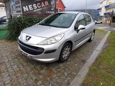 Sell Peugeot 207 2007 - 5490 EUR, 183913 km - AUTO.MOTO.pt