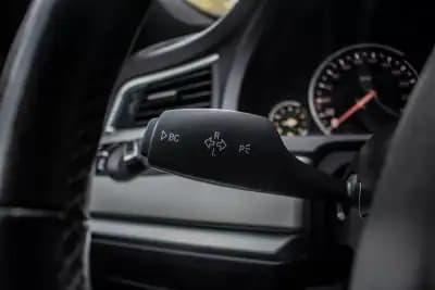 Vendo BMW 520 Gran Turismo 2015 - 19990 EUR, 183123 km - AUTO.MOTO.pt