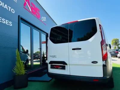 Vendo Ford Transit Custom 2016 - 24500 EUR, 217344 km - AUTO.MOTO.pt