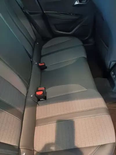 Vendo Peugeot 208 2023 - 27000 EUR, 24150 km - AUTO.MOTO.pt